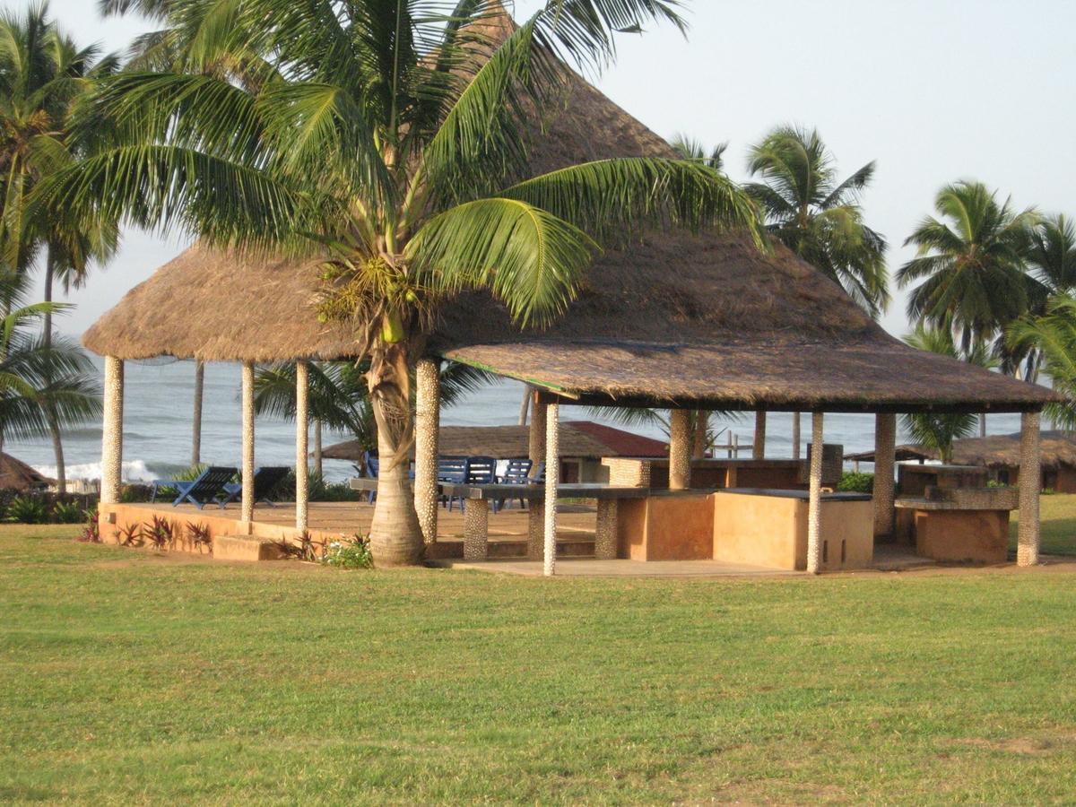 Sankofa Beach House Kokrobite Exterior photo